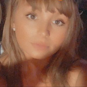 Meet your Posher, Ashli